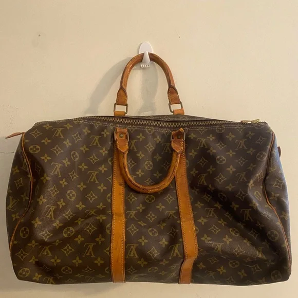 Vintage Louis Vuitton duffle bag! - Picture 2 of 16